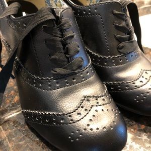 AE Black Javelin Jetson Shoes